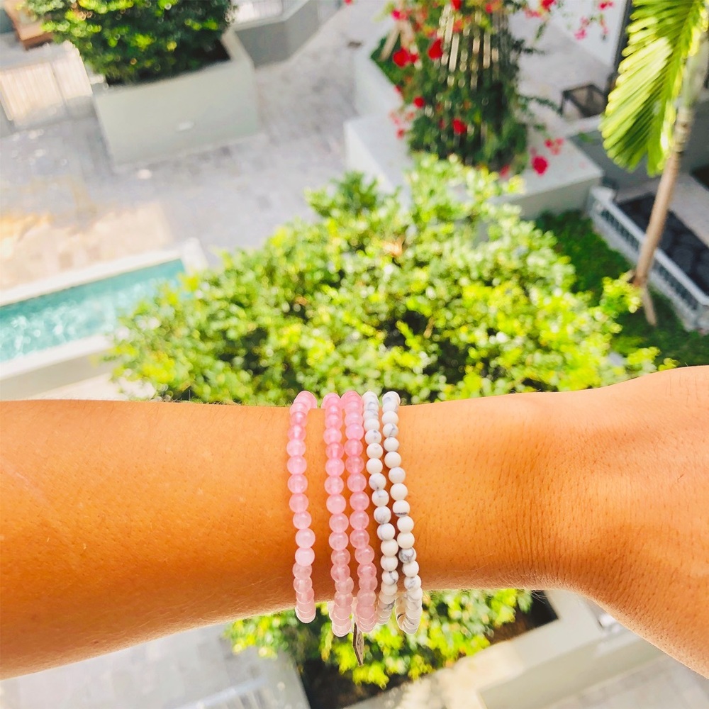 White Howlite bracelet